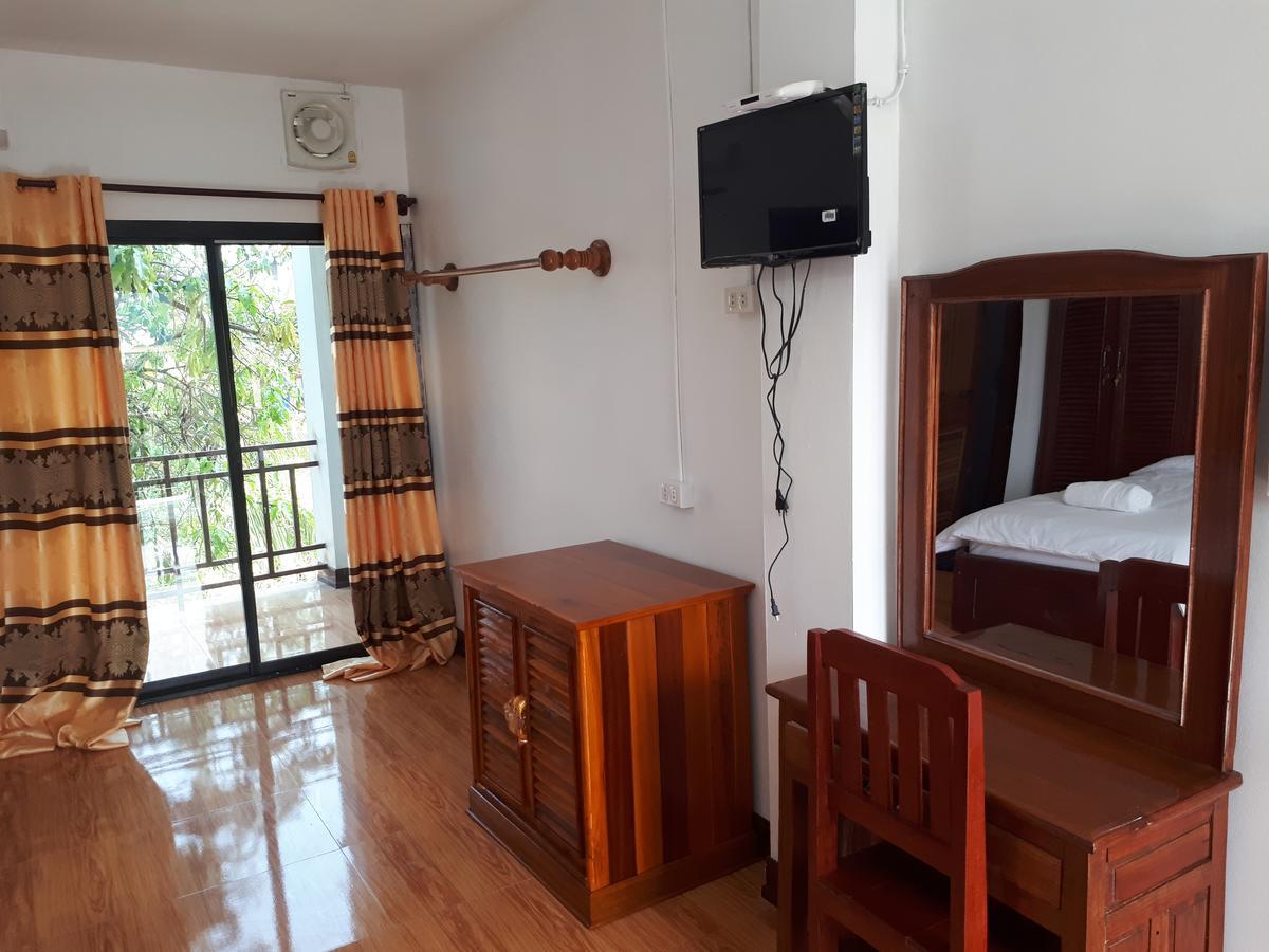 Alisona Hostel Vang Vieng Exterior foto